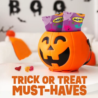 Mott's Halloween Shapes Fruit Snacks - 22.4oz/28ct 4 Mott's Halloween Shapes Fruit Snacks - 22.4oz/28ct - Image 4